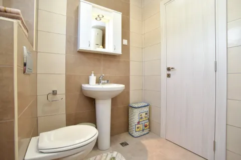 Rent, studio apartment, 31m², Budva, Crna Gora - image 6