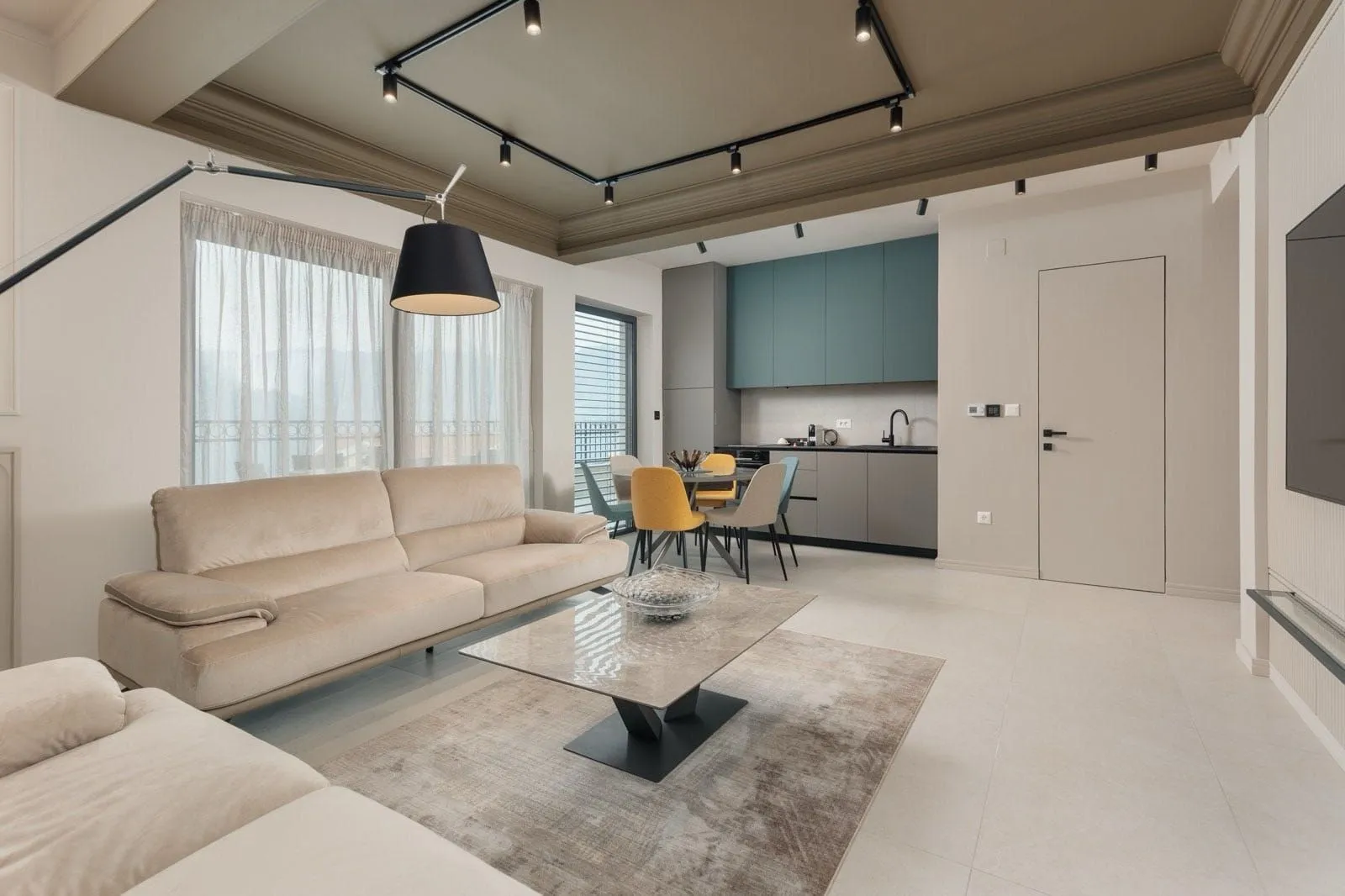 Prodaja, trosoban stan, 84m², Dobrota, Kotor