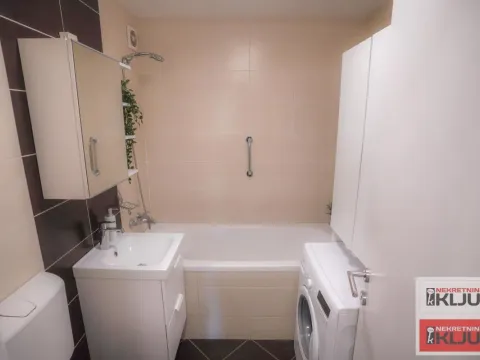 Prodaja, dvosoban stan, 69m², Liman 4, Novi Sad Sve Podlokacije - image 14