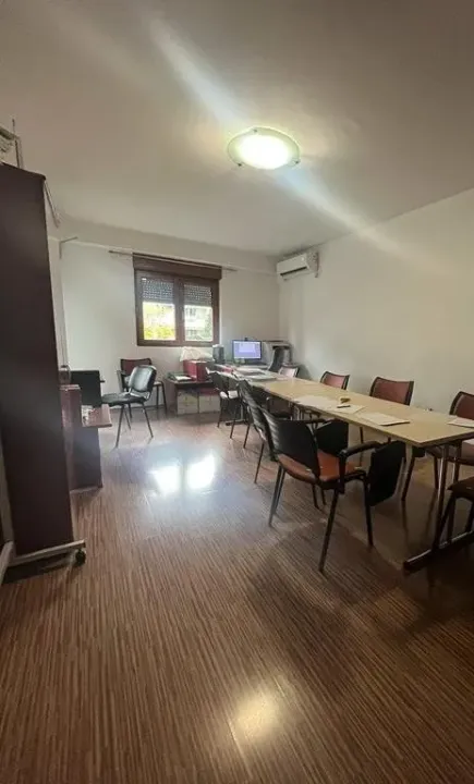 Izdavanje, poslovni prostor, 107m², Preko Morače, Podgorica