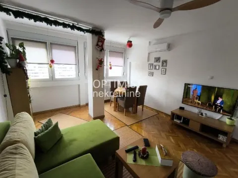 Prodaja, dvosoban stan, 63m², Novi Beograd Blok 37, Novi Beograd Sve Podlokacije - image 2