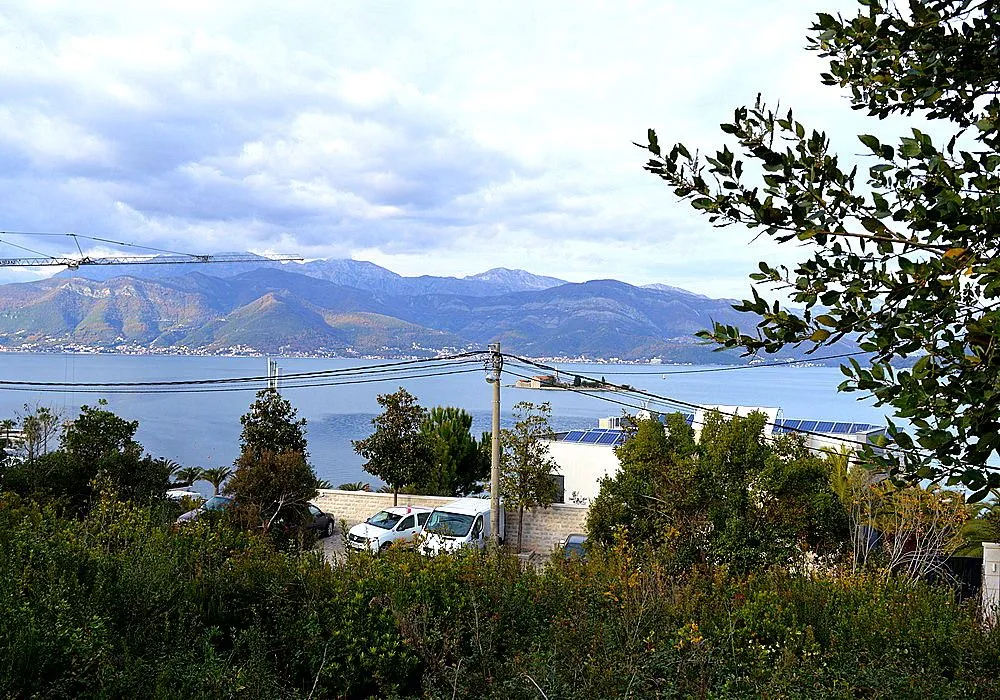 Prodaja, plac, 1929m², Milovići, Tivat