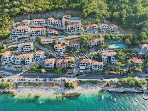 Prodaja, dvosoban stan, 94m², Kostanjica, Kotor - image 1