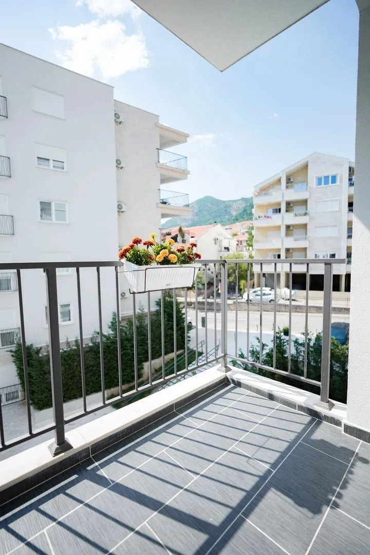 Prodaja, jednosoban stan, 46m², Centar, Budva