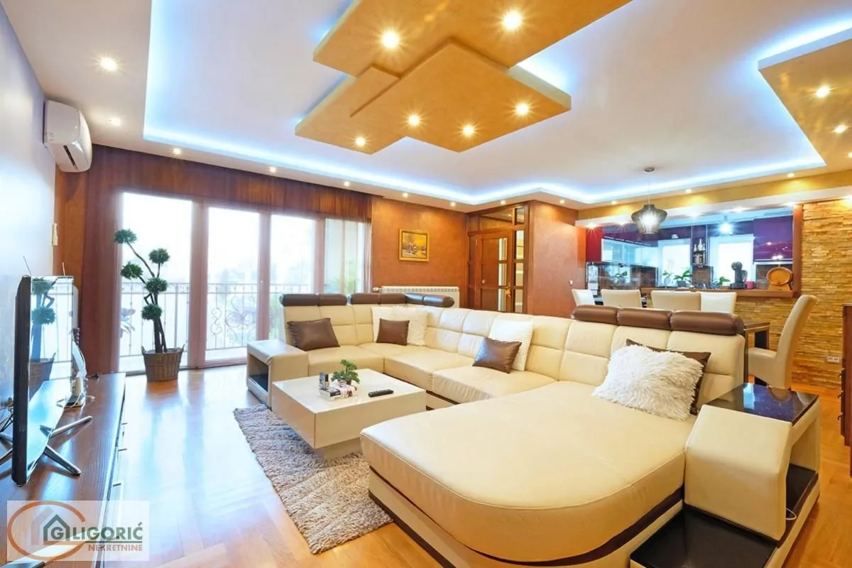 Sale, house, 460m², Arnajevo, Barajevo