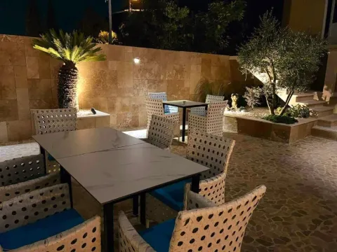 Izdavanje, dvosoban stan, 70m², Lastva Grbaljska, Kotor - image 6