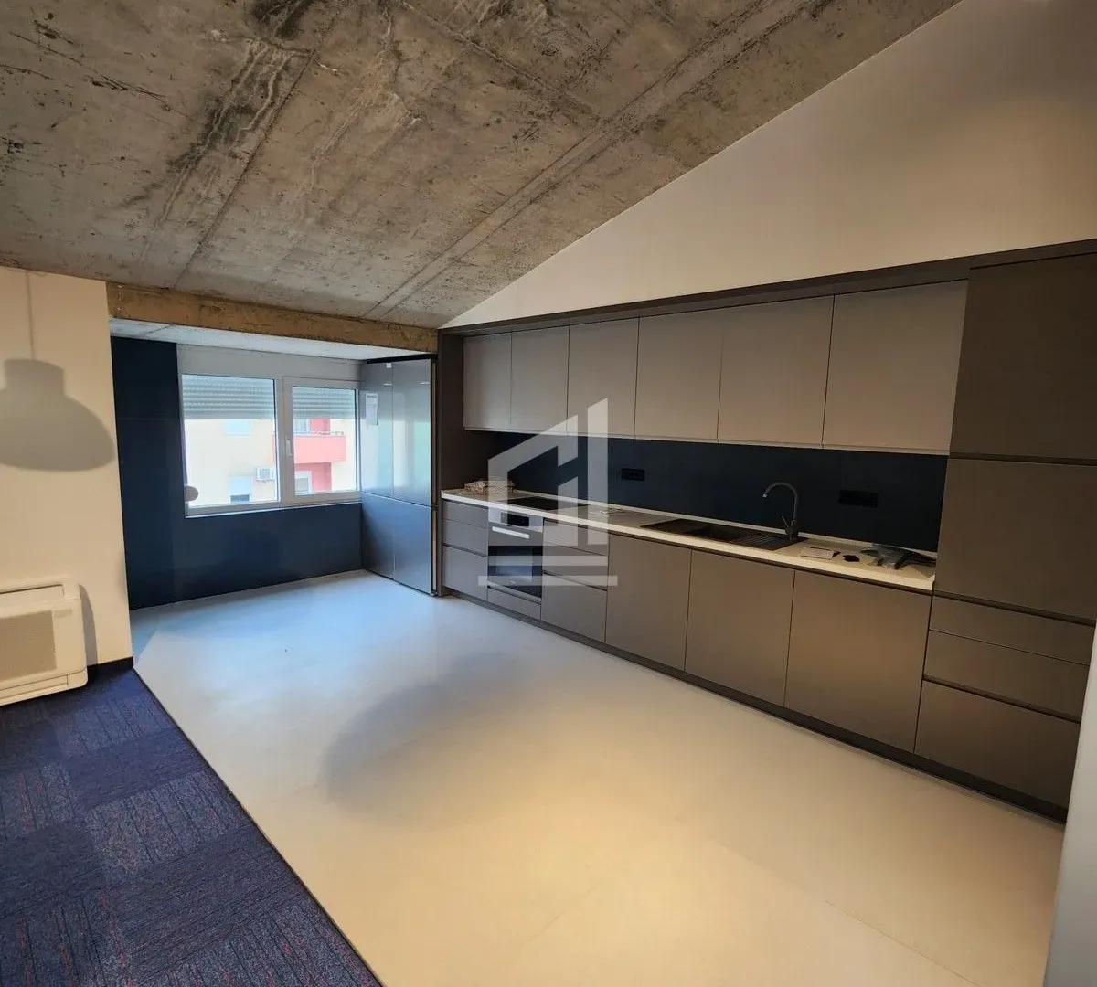 Rent, office space, 700m², Zabjelo, Podgorica