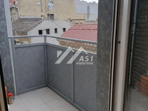 Izdavanje, trosoban stan, 73m², Centar, Novi Sad - image 3