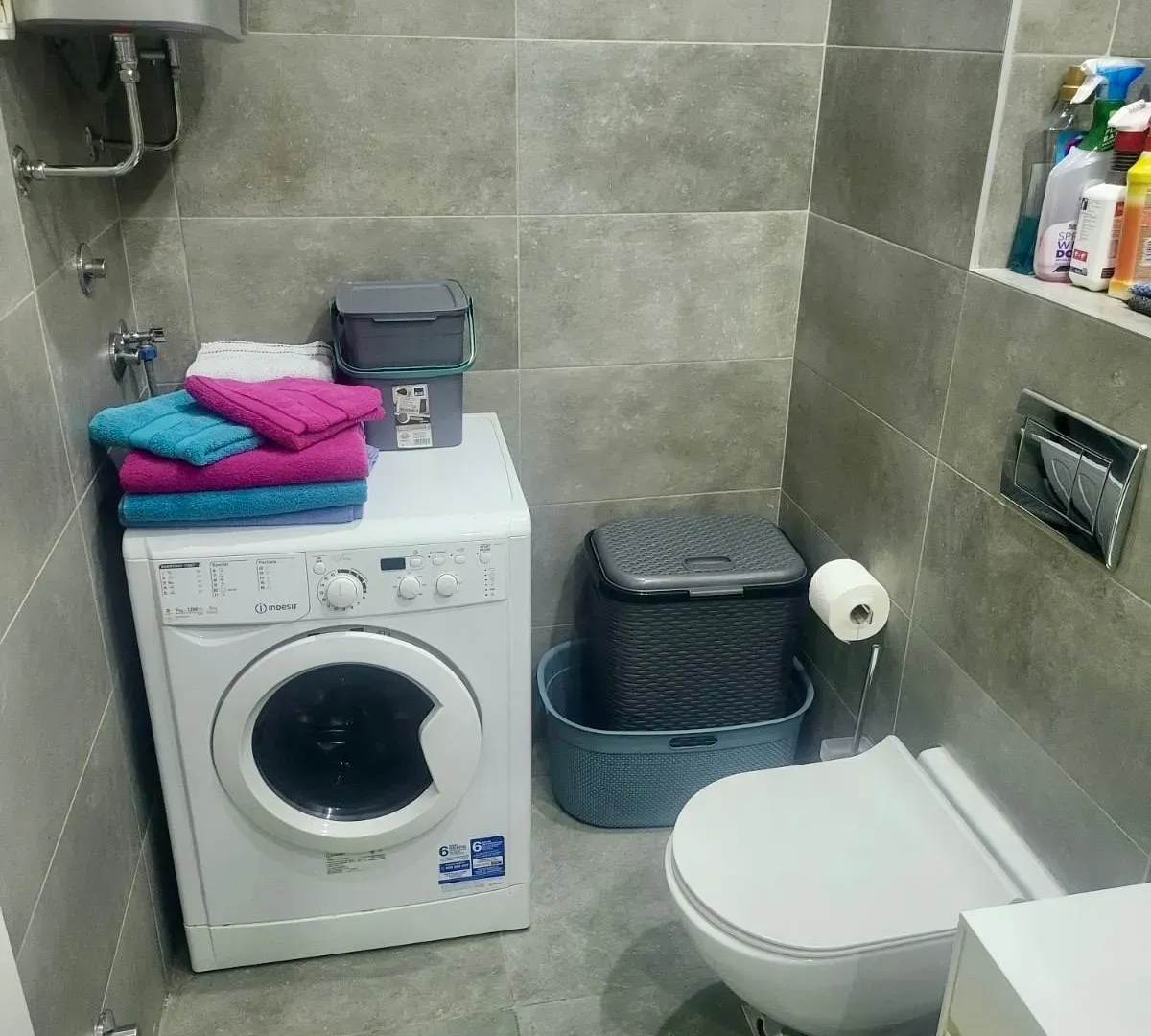 Izdavanje, dvosoban stan, 78m², Centar, Podgorica