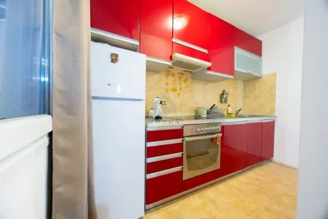 Rent, one bedroom apartment, 55m², Budva, Crna Gora - image 8