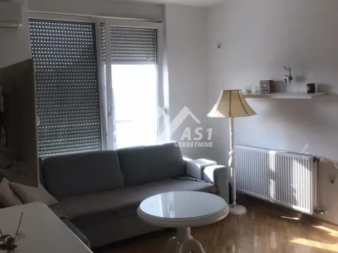 Izdavanje, jednosoban stan, 40m², Rotkvarija, Novi Sad Sve Podlokacije - image 4