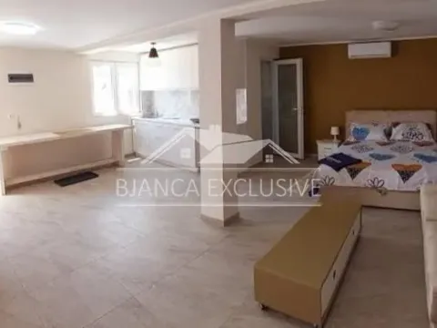 Prodaja, plac, Babe, Sopot - image 5