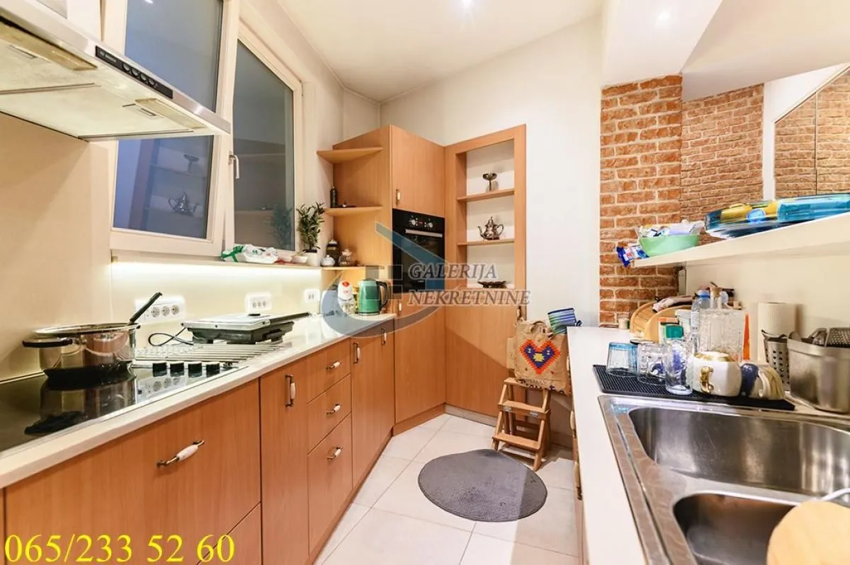 Sale, three bedroom apartment, 95m², Stari Grad, Beograd