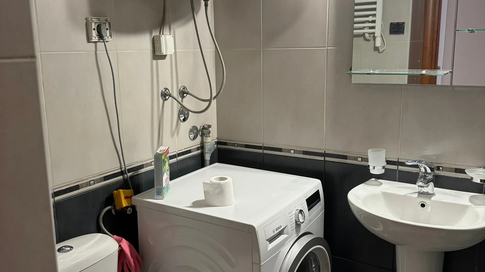 Izdavanje, jednosoban stan, 50m², Krivi Most, Podgorica
