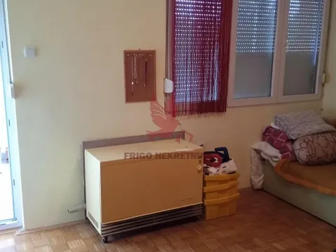 Prodaja, trosoban stan, 82m², Mladenovac, Beograd - image 15