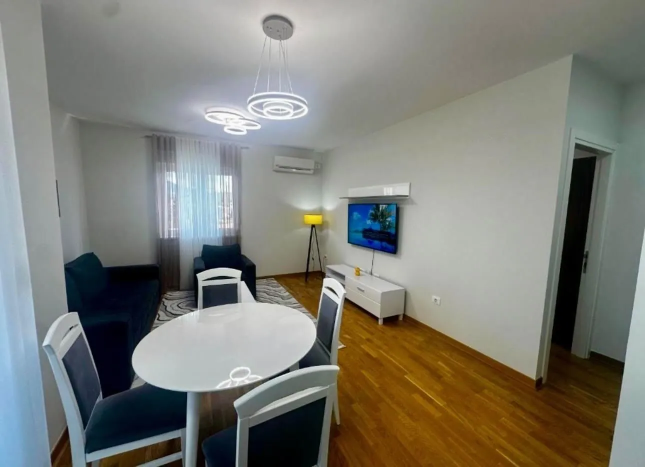 Rent, one bedroom apartment, 45m², City Kej, Podgorica