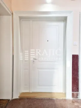 Rent, three bedroom apartment, 112m², Kalenić Pijaca, Vračar Sve Podlokacije - image 19