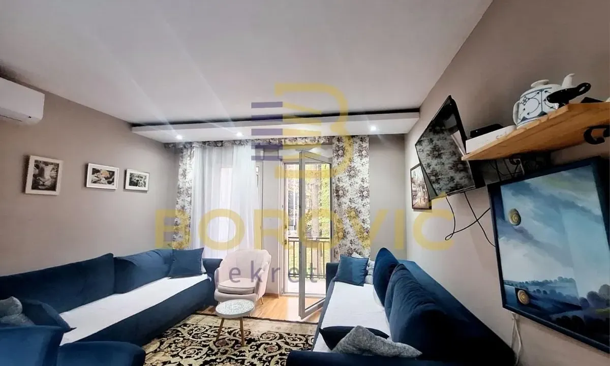 Prodaja, trosoban stan, 54m², Šumice, Beograd