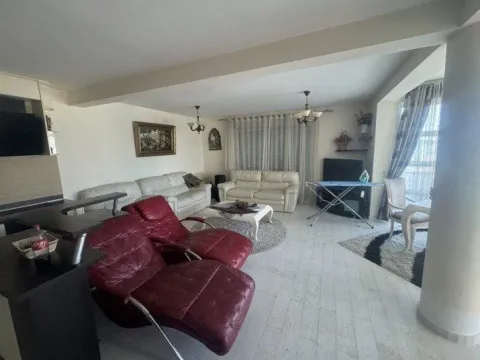 Rent, two bedroom apartment, 129m², Bečići, Budva - image 3