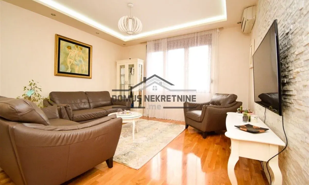 Rent, two bedroom apartment, 90m², Preko Morače, Podgorica