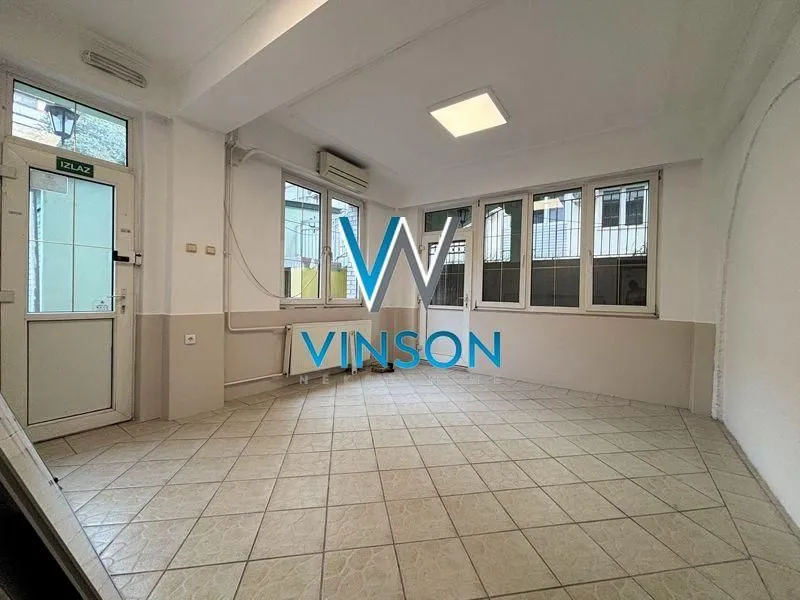 Rent, office space, 160m², Grbavica, Novi Sad Sve Podlokacije