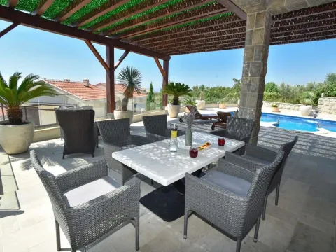 Sale, house, 200m², Blizikuće, Budva - image 13