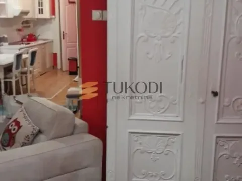 Prodaja, četvorosoban stan, 120m², Stari grad, Novi Sad - image 17