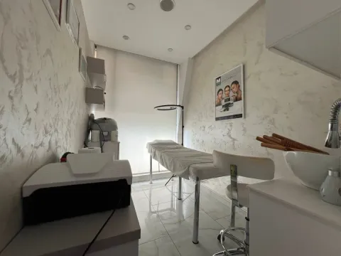 Prodaja, poslovni prostor, 41m², Dalmatinska ulica, Podgorica - image 12