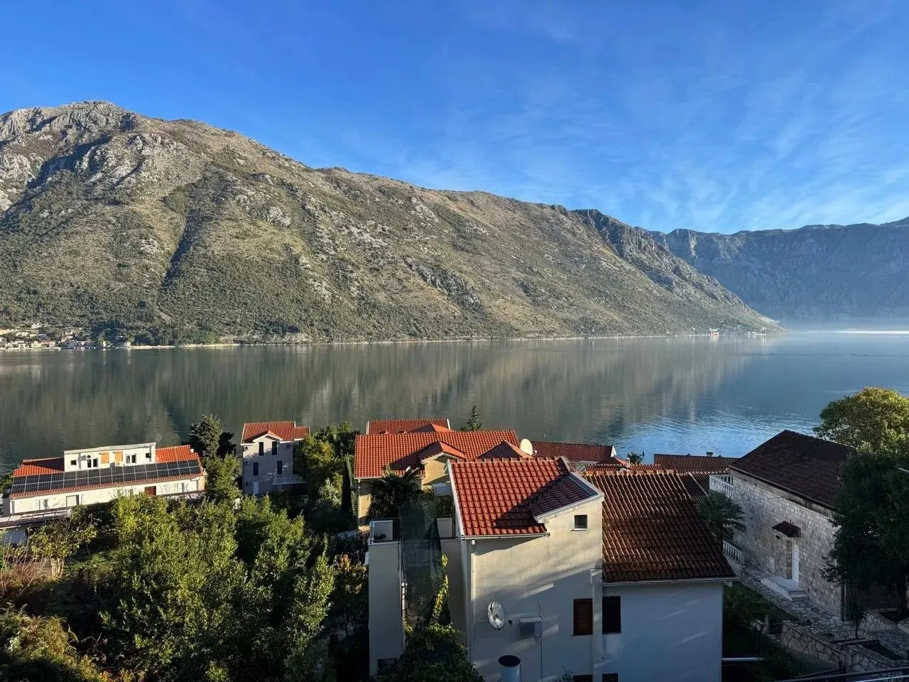Prodaja, dvosoban stan, 102m², Stoliv, Kotor