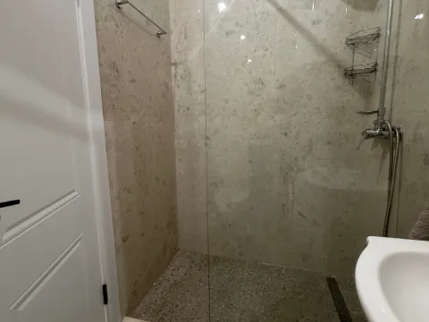 Rent, one bedroom apartment, 37m², Bonići, Tivat - image 7