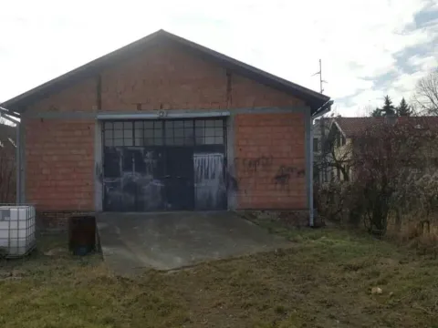 Rent, office space, 200m², Petrovaradin, Novi Sad