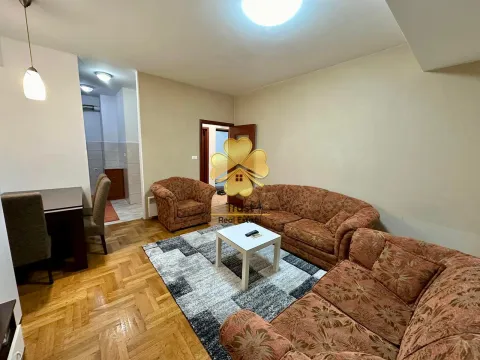 Izdavanje, dvosoban stan, 60m², Blok 9, Podgorica - image 2