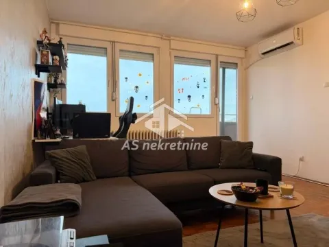 Izdavanje, dvosoban stan, 49m², Novi Beograd Blok 1 Fontana, Novi Beograd Sve Podlokacije - image 2