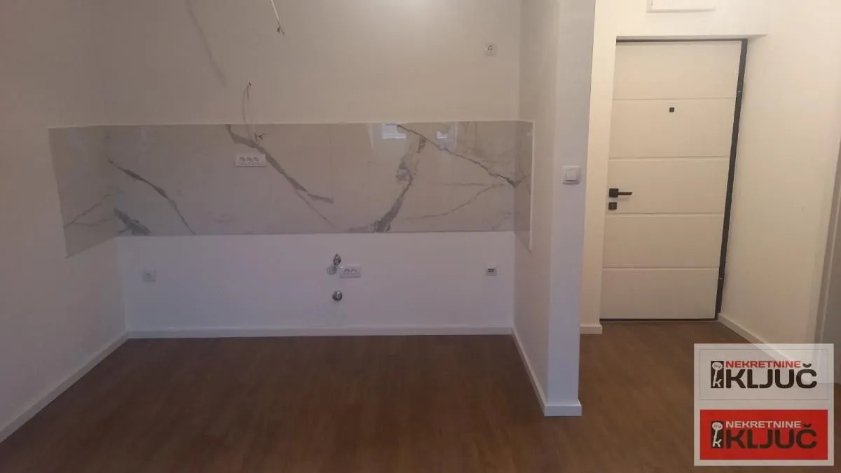 Prodaja, dvosoban stan, 41m², Podbara, Novi Sad Sve Podlokacije