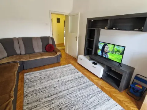 Izdavanje, jednosoban stan, 70m², Podgorica, Crna Gora - image 6