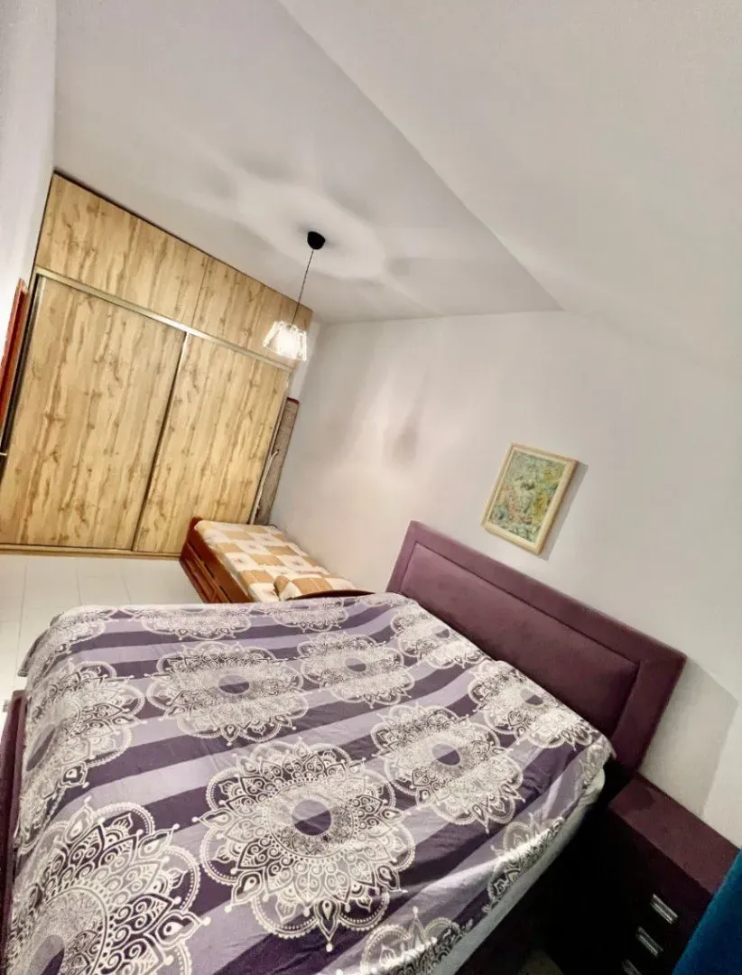 Izdavanje, jednosoban stan, 54m², Kava, Tivat