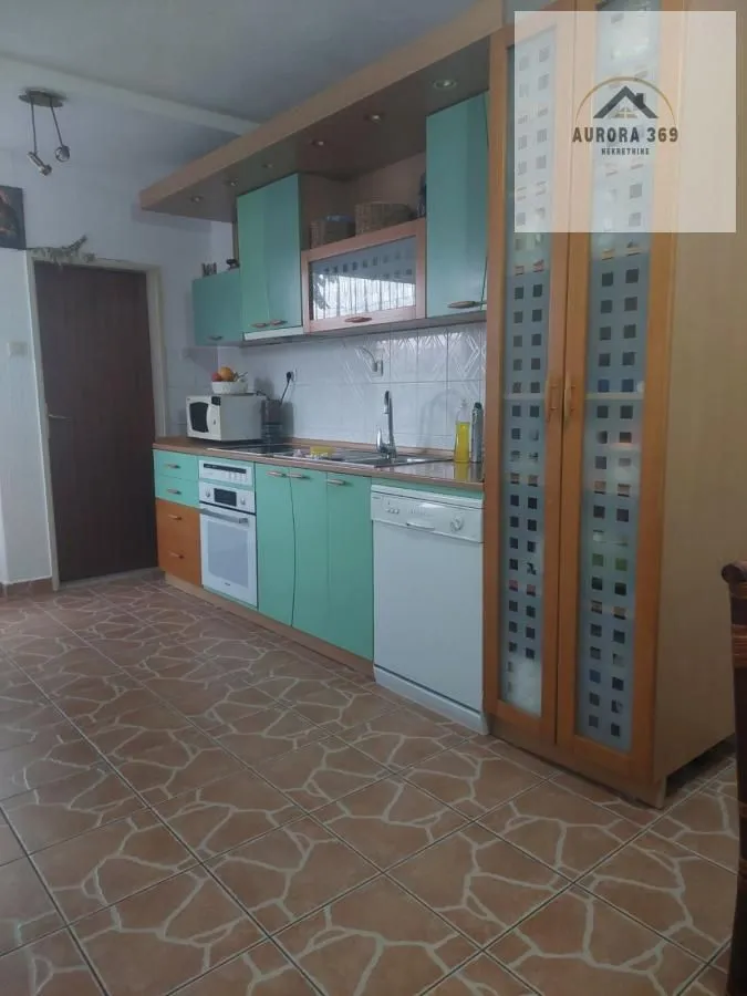 Sale, house, 290m², Ruma, Srbija