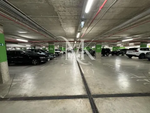 Rent, parking/garage, 12m², Savski Venac, Beograd - image 4