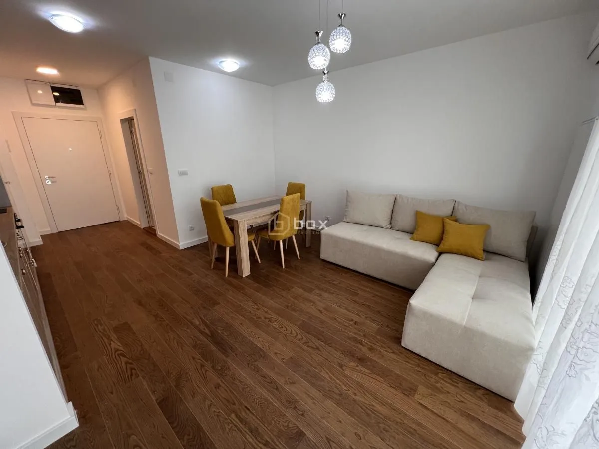 Izdavanje, garsonjera, 34m², Medijana, Niš