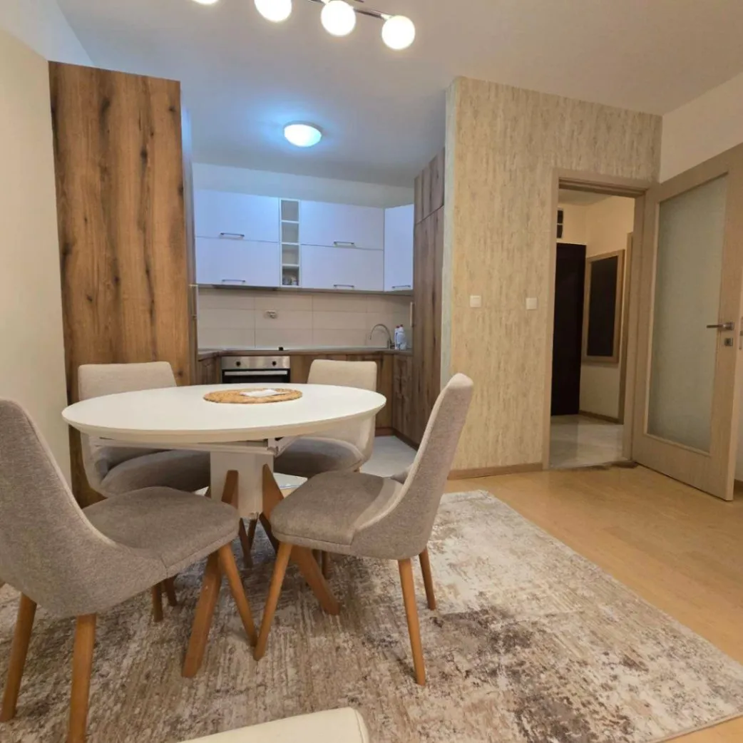 Izdavanje, jednosoban stan, 49m², Autobuska stanica, Podgorica