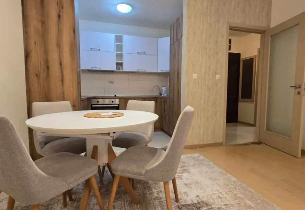 Izdavanje, jednosoban stan, 49m², Autobuska stanica, Podgorica