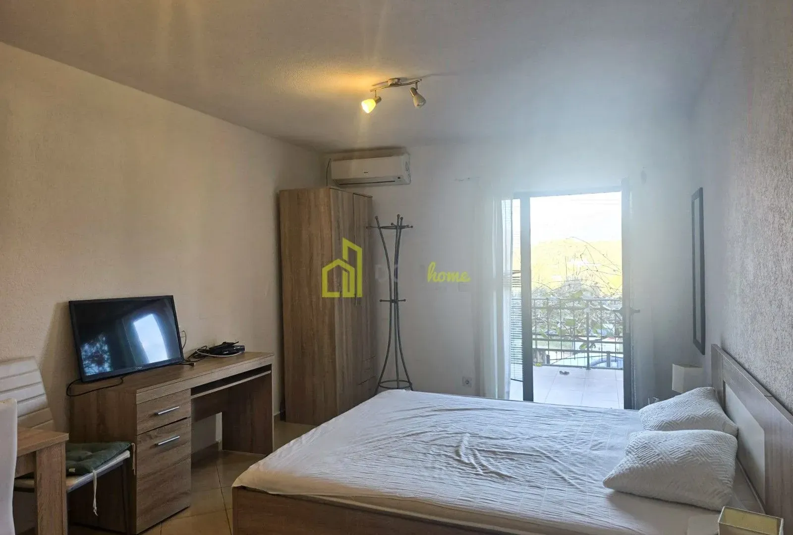 Prodaja, dvosoban stan, 66m², Radovići, Tivat