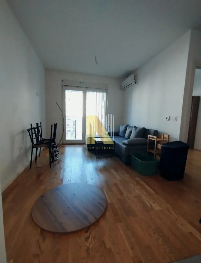 Rent, office space, 37m², Novo naselje, Novi Sad