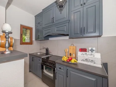 Prodaja, kuća, 90m², Virpazar, Bar - image 9