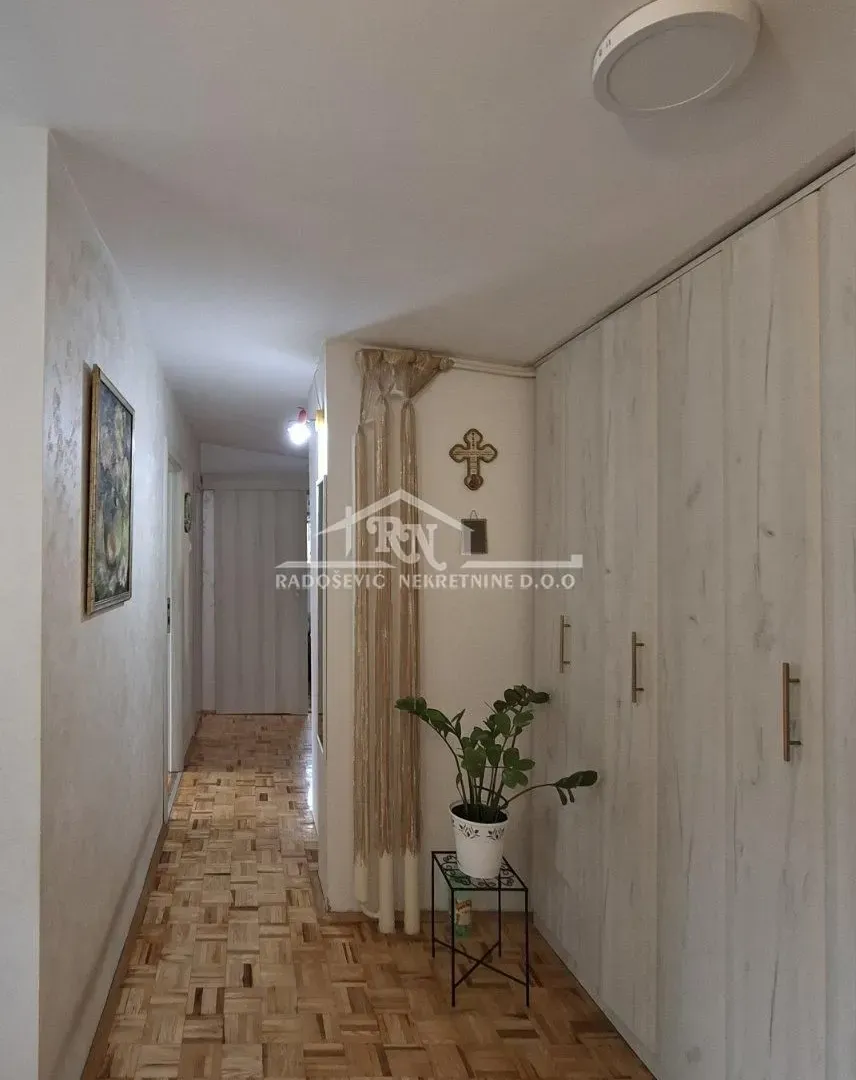 Prodaja, trosoban stan, 63m², Rakovica, Beograd