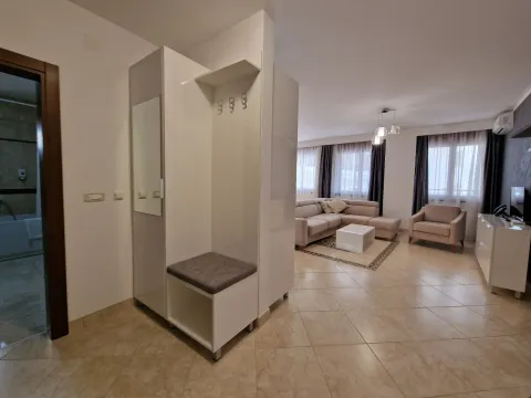 Rent, one bedroom apartment, 87m², Bečići, Budva - image 2