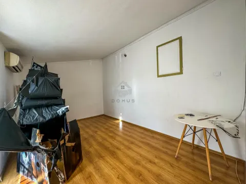 Izdavanje, kuća, 250m², Zagorič, Podgorica - image 26