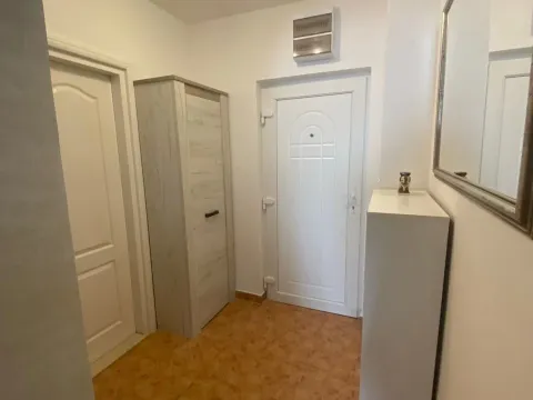 Rent, one bedroom apartment, 40m², Rozino, Budva - image 7