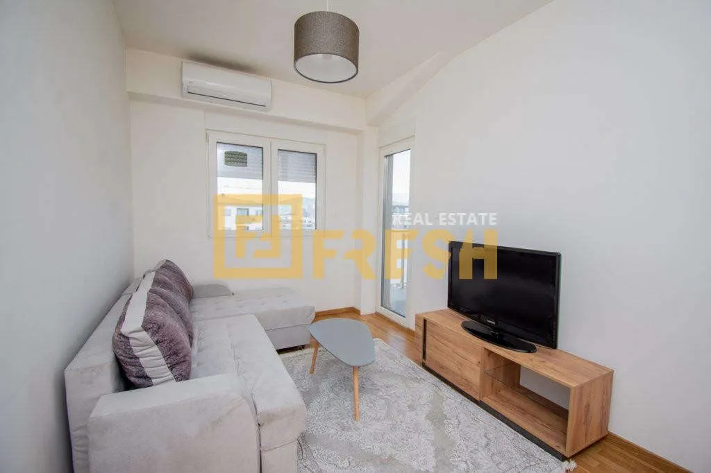 Rent, one bedroom apartment, 41m², Pobrežje, Podgorica