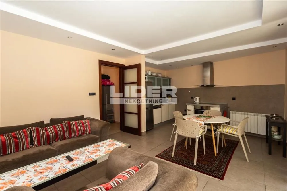 Sale, house, 600m², Savski Venac, Beograd